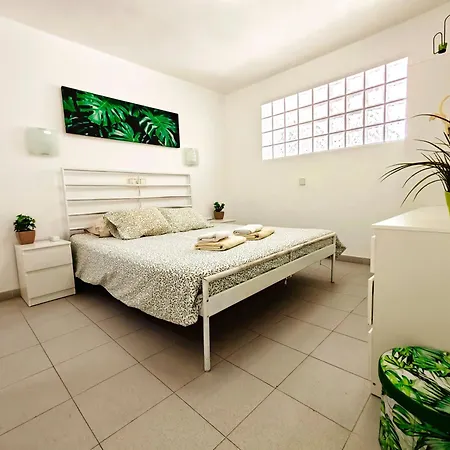 El Pisito Dulce Vista Apartment Tias